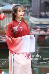 Thuê Hán Phục Hồng Hạc Du Xuân