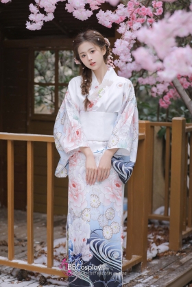 Áo Yukata Mùa Xuân Sóng Nước Vân Hoa