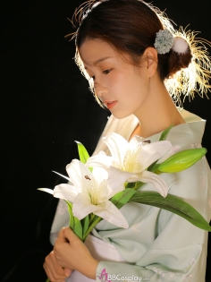 Yukata Xanh Mint Hoa Ly Trắng