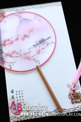 Quạt Chụp Ảnh Hán Phục Cán Ngắn Hoa Đào