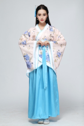 Trang Phục Nhà Tần - Áo Gấm Kem Váy Xanh