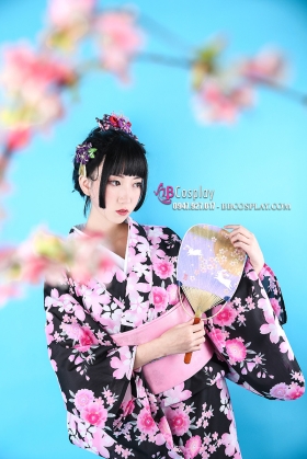 Yukata Đen Hoạ Tiết Hoa Màu Hồng