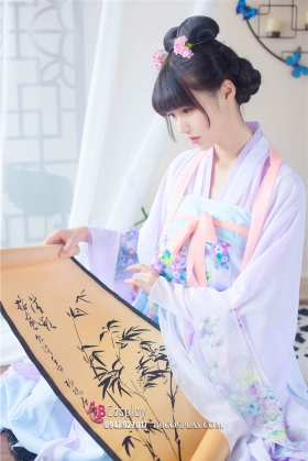 Hán Phục Bách Hoa Xuân