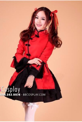 Qiloli Tay Bèo Áo Đỏ Váy Đen