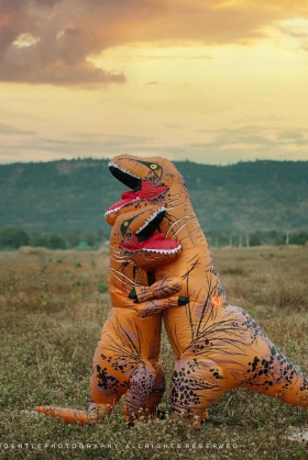 Mascot Khủng Long Bạo Chúa Bơm Hơi Chụp Hình Hottrend