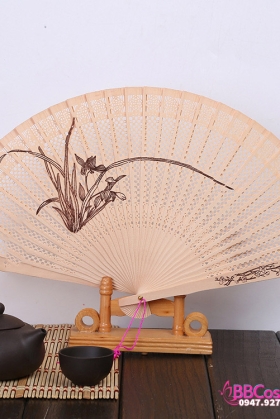 Quạt Gỗ - Hoa Lan