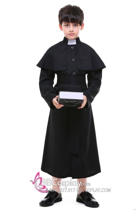 Đồ Hoá Trang Linh Mục Cho Bé Trai