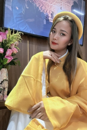 Áo Ngũ Thân Vàng Tơ Ánh