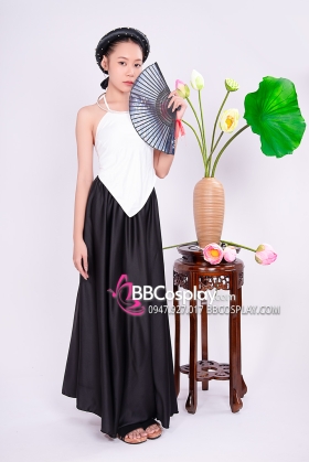 Bộ Yếm Quả Phụ Trắng Đen Cho Chị Đẹp