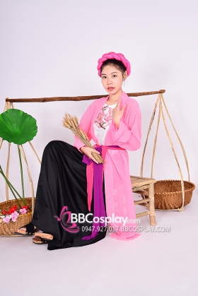 Bộ Áo Tứ Thân Hồng Yếm Thêu Nhẹ Nhàng