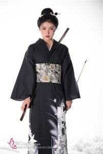Áo Kimono Yukata Nữ Cung Thủ Archer Đen Hoa Trắng