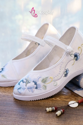 Giày Trắng Thêu Hoa Đế Cao 6Cm Quai Cài Ngang