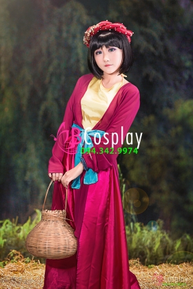 Trang Phục Tứ Thân Áo Đỏ Yếm Vàng