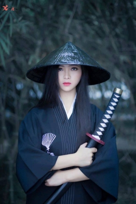 Kimono Nữ Hiệp Khách