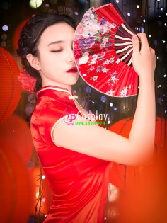 Sườn Xám Đỏ Phi Lụa
