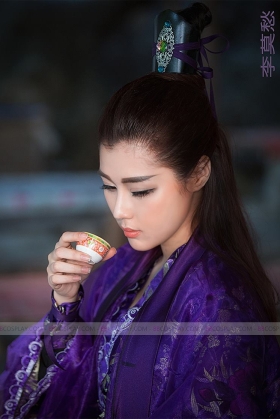 Cổ Trang Nữ Hiệp Tím (Lý Mạc Sầu)