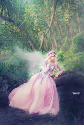 Trang Phục Công Chúa Aurora