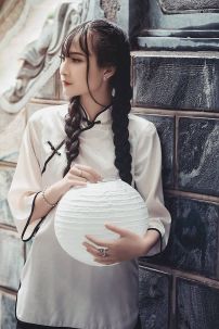 Đồ Nữ Sinh Trung Quốc Áo Trắng Váy Đen - Tay Lửng