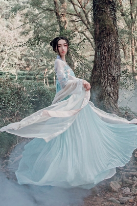 Hán Phục Yên Vân Vũ