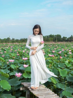 Áo Dài Trắng Nữ Sinh Lụa Thái Tuấn