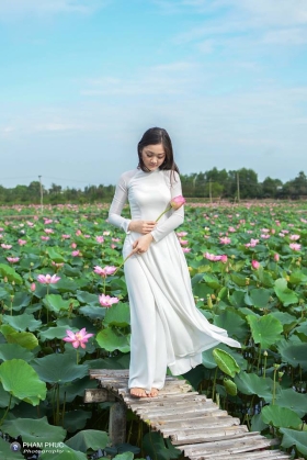 Áo Dài Trắng Nữ Sinh Lụa Thái Tuấn