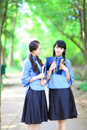 Trang Phục Nữ Sinh Trung Hoa Xanh